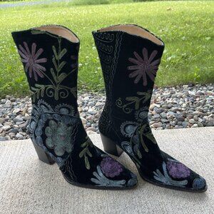 Erkan Demir Artemis Women’s EU 39 US 9-9.5 Velvet Embroidered Boot Floral Boho